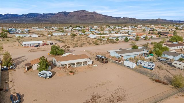 3374 W Carmichael Road, Golden Valley, AZ 86413