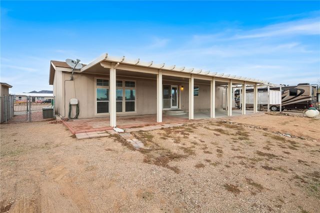 3374 W Carmichael Road, Golden Valley, AZ 86413