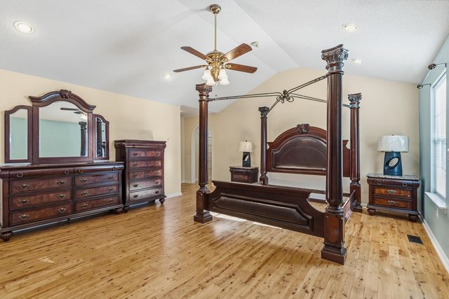 4719 Rolling Green Drive, Ooltewah, TN 37363