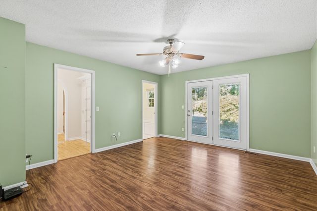 4719 Rolling Green Drive, Ooltewah, TN 37363