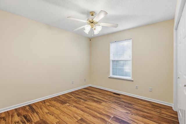 4719 Rolling Green Drive, Ooltewah, TN 37363