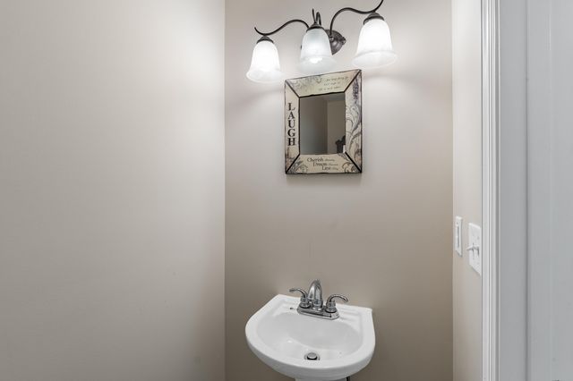 4719 Rolling Green Drive, Ooltewah, TN 37363