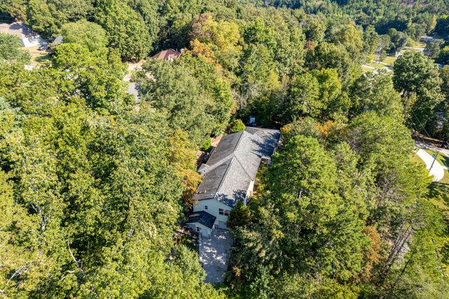 4719 Rolling Green Drive, Ooltewah, TN 37363