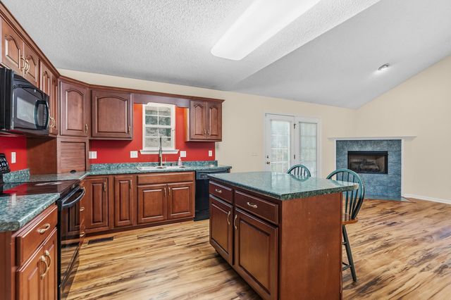 4719 Rolling Green Drive, Ooltewah, TN 37363