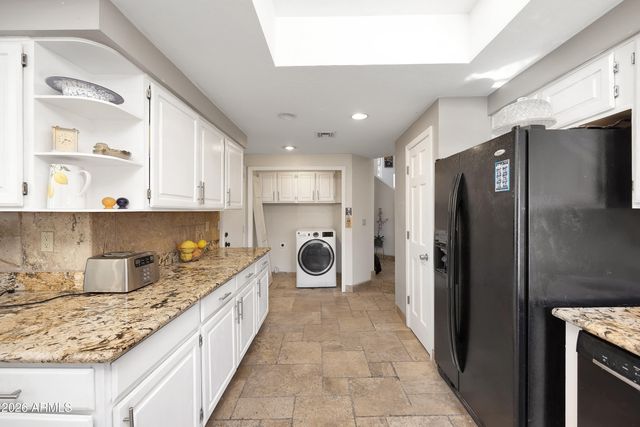 6349 E REDMONT Drive, Mesa, AZ 85215