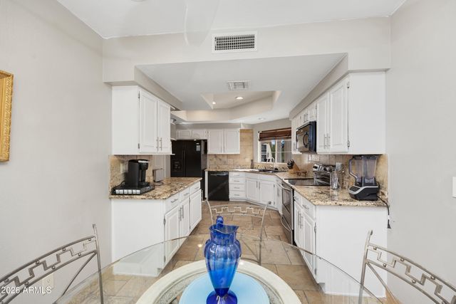 6349 E REDMONT Drive, Mesa, AZ 85215