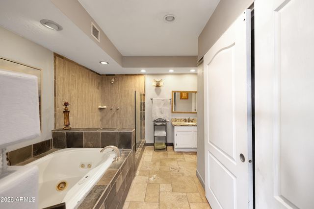 6349 E REDMONT Drive, Mesa, AZ 85215