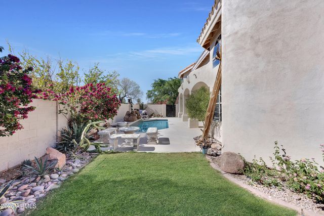 6349 E REDMONT Drive, Mesa, AZ 85215