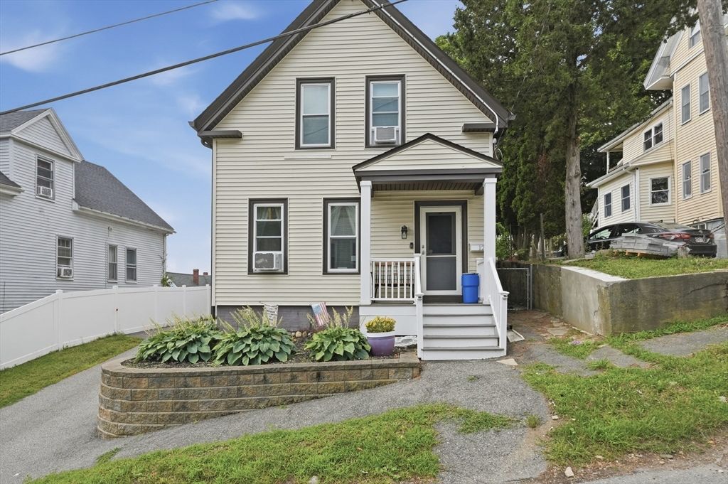 12 Marion Street, Haverhill, MA 01832