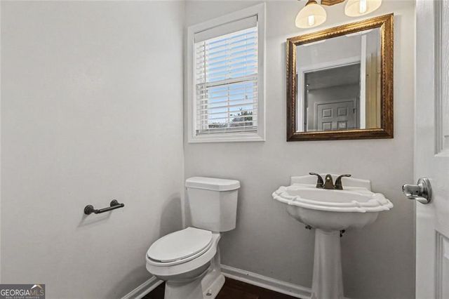 2523 Oak Bluff Drive, Dacula, GA 30019