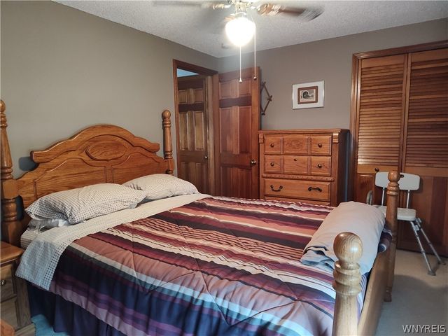 1616 Lakeview Road, Hamburg, NY 14085