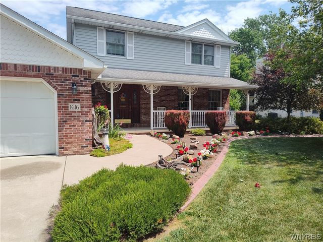 1616 Lakeview Road, Hamburg, NY 14085
