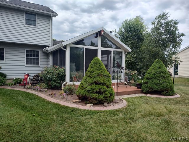 1616 Lakeview Road, Hamburg, NY 14085