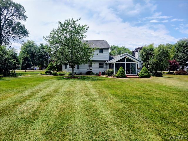 1616 Lakeview Road, Hamburg, NY 14085