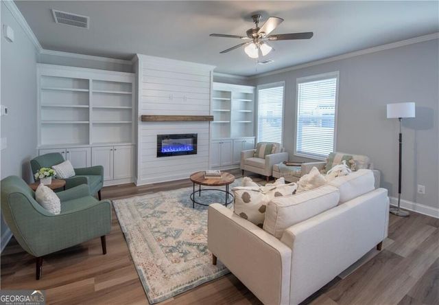 5525 Leyland Drive 83, Flowery Branch, GA 30542