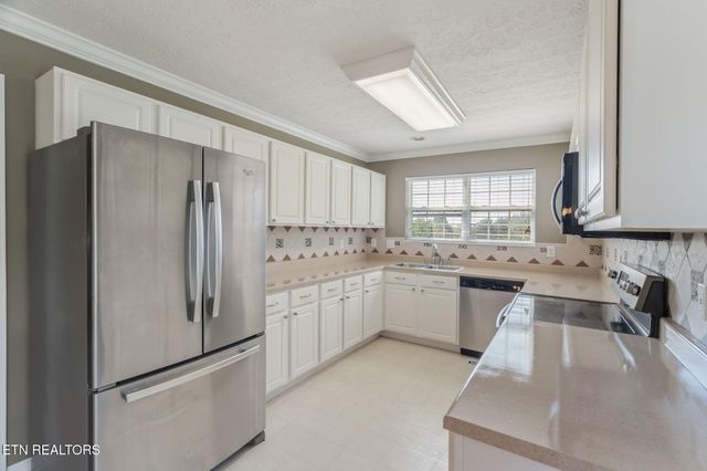5400 Summitridge Lane, Knoxville, TN 37921