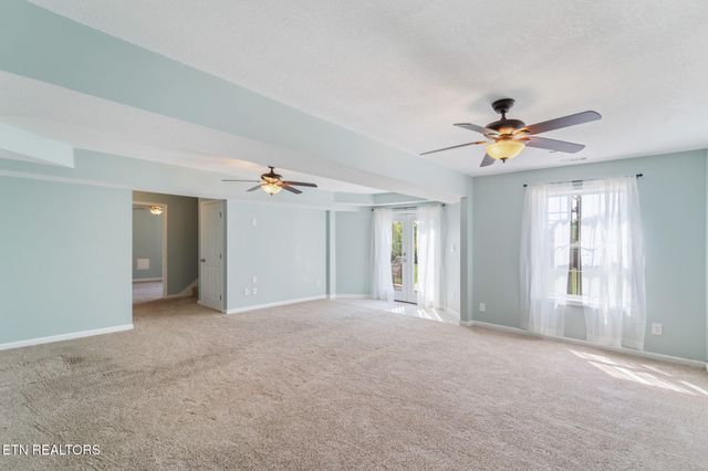 5400 Summitridge Lane, Knoxville, TN 37921