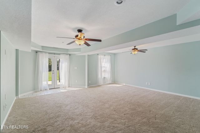 5400 Summitridge Lane, Knoxville, TN 37921