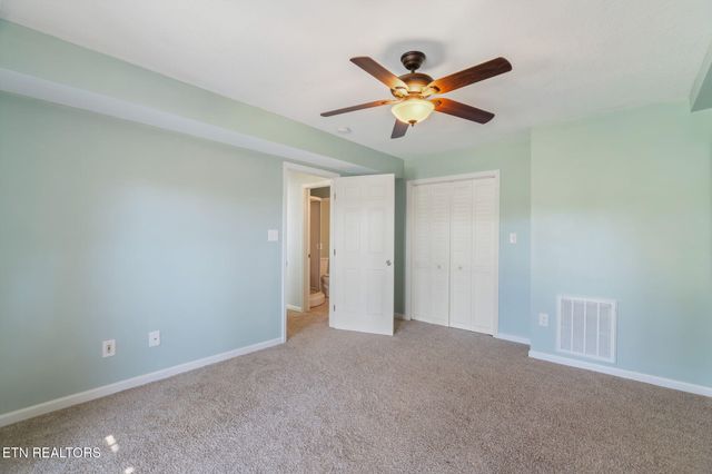 5400 Summitridge Lane, Knoxville, TN 37921