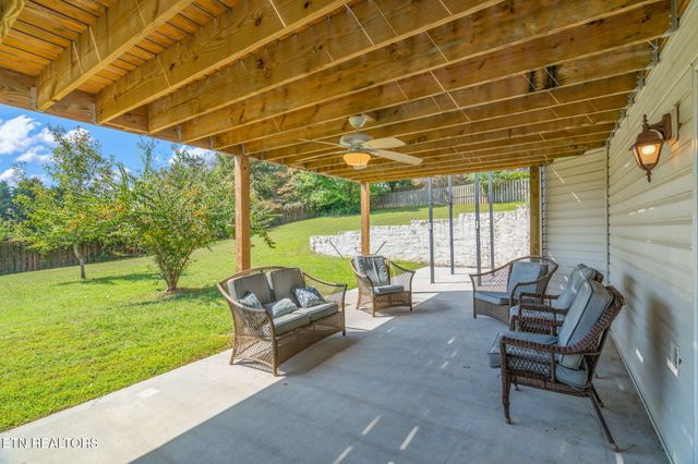 5400 Summitridge Lane, Knoxville, TN 37921
