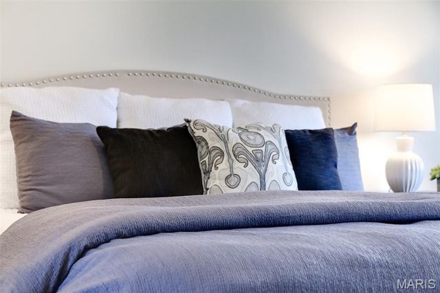 14862 Frais Drive, Florissant, MO 63034