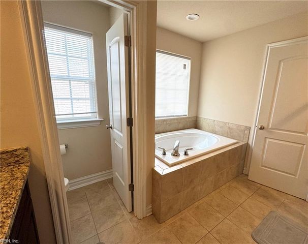 1203 Bonnie View ARCH, Chesapeake, VA 23320