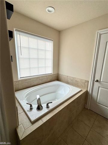 1203 Bonnie View ARCH, Chesapeake, VA 23320