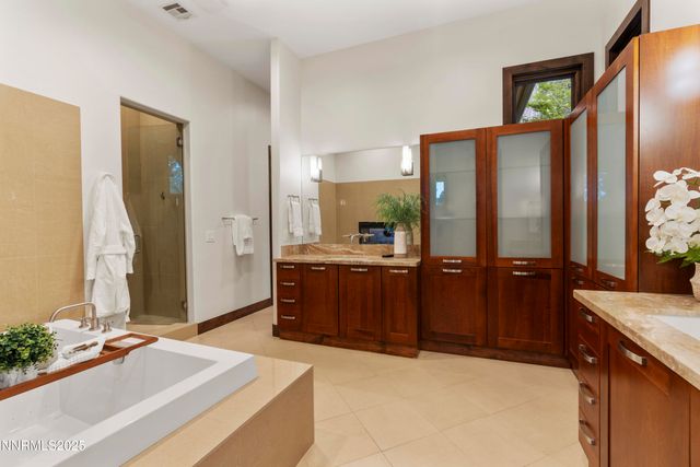 235 Timbercreek Court, Reno, NV 89511