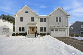 196 Robin Lane, Fairfield, CT 06824