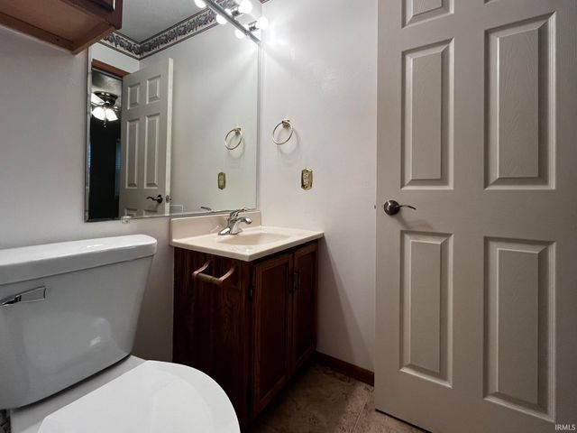 8909 Mariners Ridge Drive, Fort Wayne, IN 46819