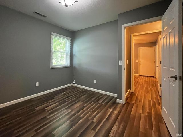 8909 Mariners Ridge Drive, Fort Wayne, IN 46819