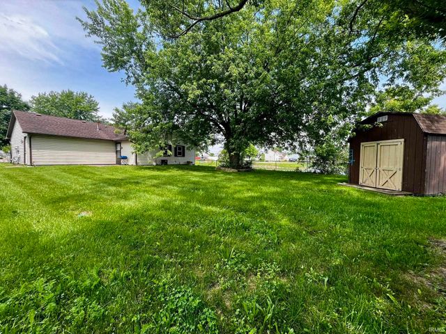 8909 Mariners Ridge Drive, Fort Wayne, IN 46819