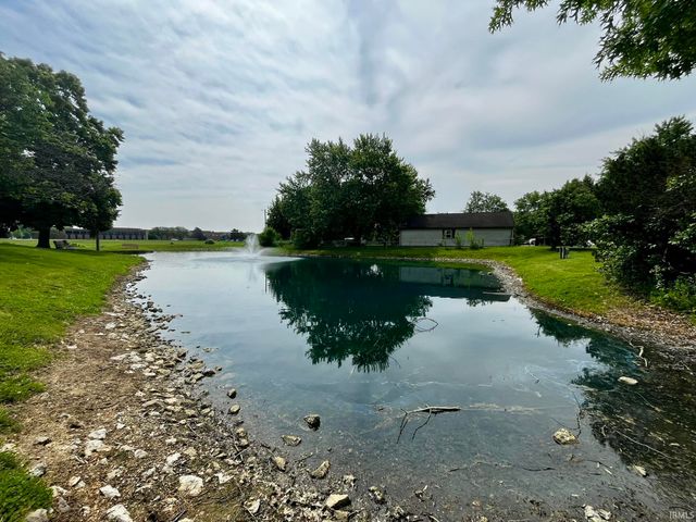 8909 Mariners Ridge Drive, Fort Wayne, IN 46819