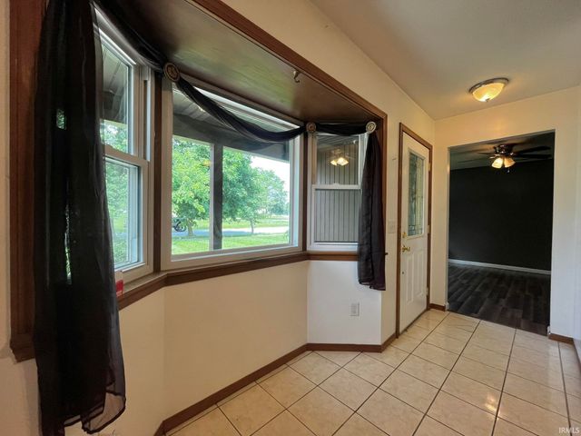8909 Mariners Ridge Drive, Fort Wayne, IN 46819