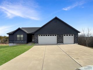 764 Red Clover Drive, Cedar Hill, MO 63016