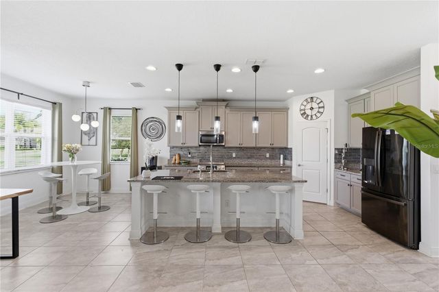 9714 PROVENCAL AVENUE, Seffner, FL 33584