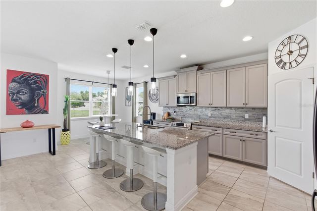 9714 PROVENCAL AVENUE, Seffner, FL 33584