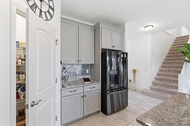 9714 PROVENCAL AVENUE, Seffner, FL 33584