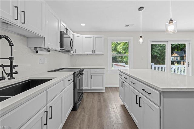 7150 Crittenden RD, Suffolk, VA 23432