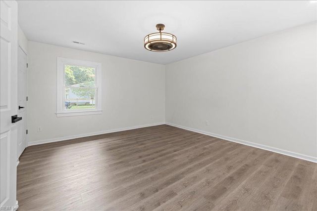 7150 Crittenden RD, Suffolk, VA 23432