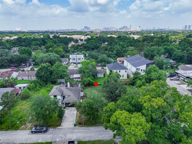 7008 Conley Street, Houston, TX 77021