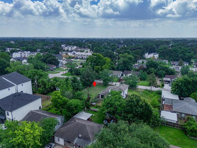 7008 Conley Street, Houston, TX 77021