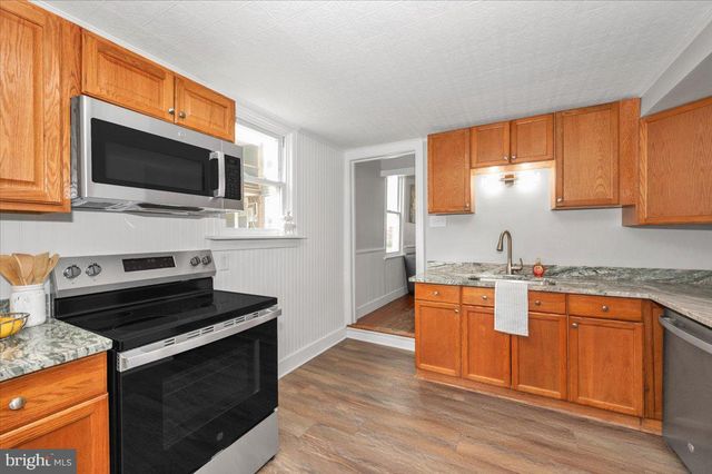 46 E E FIFTH STREET, Waynesboro, PA 17268