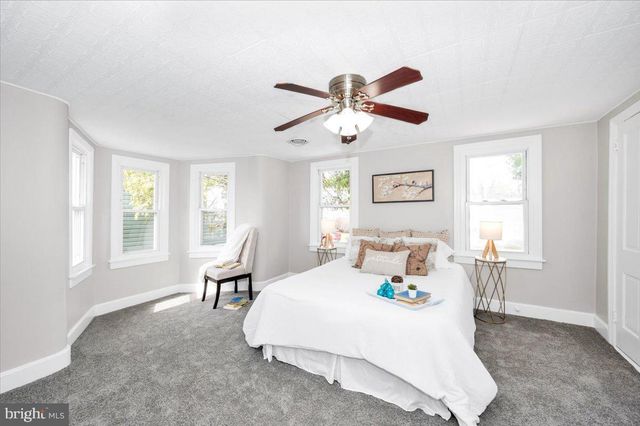 46 E E FIFTH STREET, Waynesboro, PA 17268