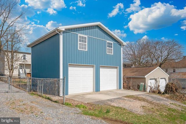 46 E E FIFTH STREET, Waynesboro, PA 17268