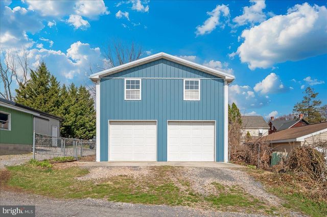 46 E E FIFTH STREET, Waynesboro, PA 17268