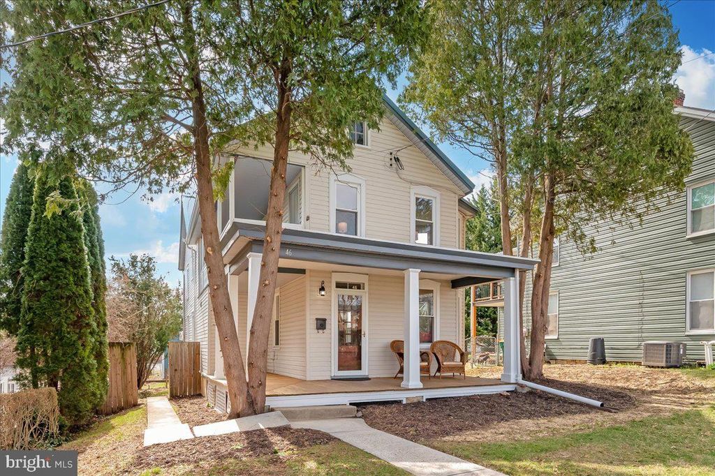 46 E E FIFTH STREET, Waynesboro, PA 17268