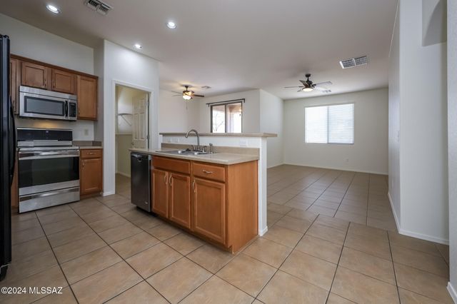 3510 W Avenida Sombra, Tucson, AZ 85746