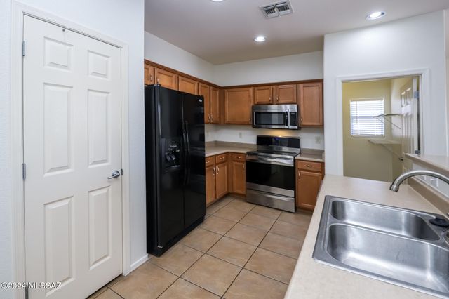 3510 W Avenida Sombra, Tucson, AZ 85746