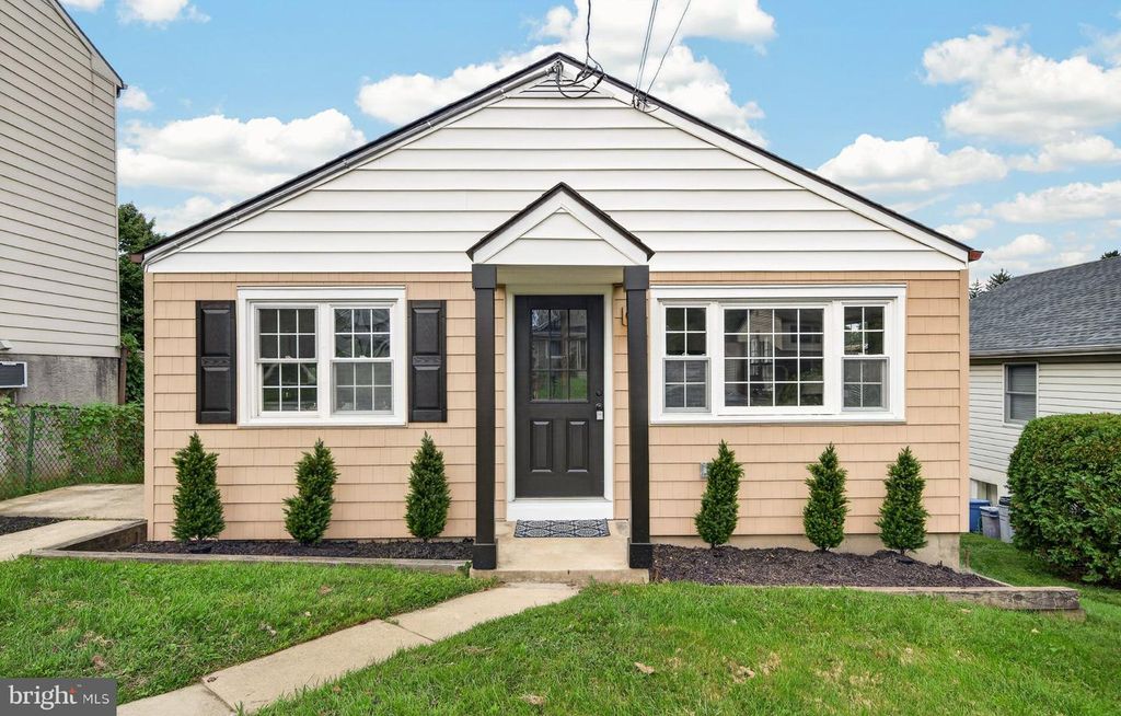 124 2ND AVE, Broomall, PA 19008
